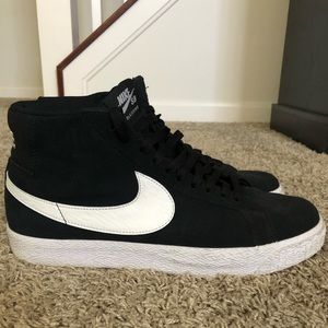 Nike SB Zoom Blazer Mid